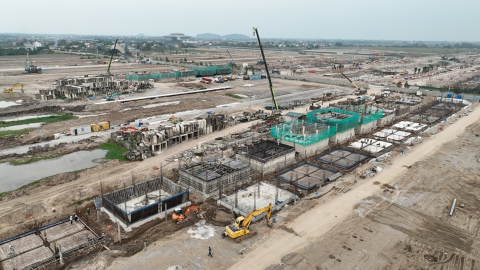 Đô Thị Nghỉ Dưỡng Sun Urban City Hà Nam: Chuẩn Bị Cất Nóc